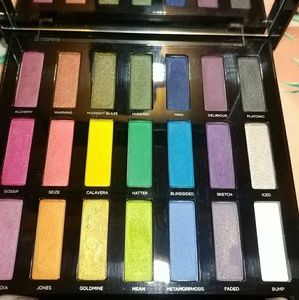 🎉SALE🎉 URBAN DECAY FULL SPECTRUM